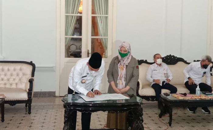 Kerja Sama Budi Daya Bibit Kedelai, Bupati Bangkalan Teken MoU dengan Khalifah Incorporation