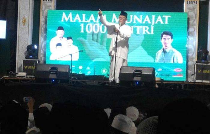 Munajat 1000 Santri di Sidoarjo, Penyair KH Zawawi Imron Kobarkan Semangat Santri