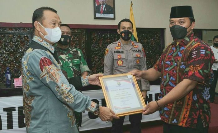 Pemkab Sumenep Beri Penghargaan untuk Daerah dengan Capaian Vaksinasi Covid-19 Terbaik