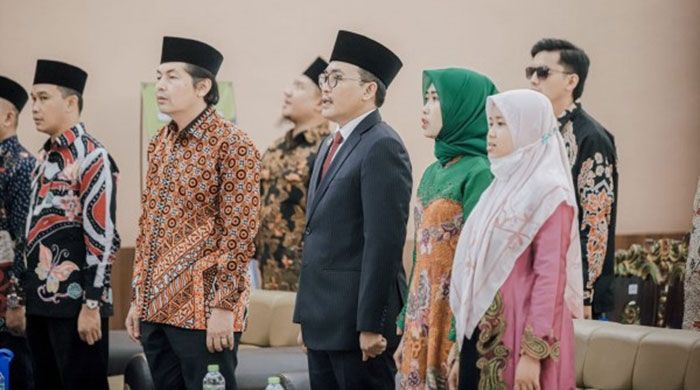 Hadiri Wisuda ke-2 STIE Masyarakat Madani, Bupati Pamekasan Harapkan Generasi Berdaya Saing