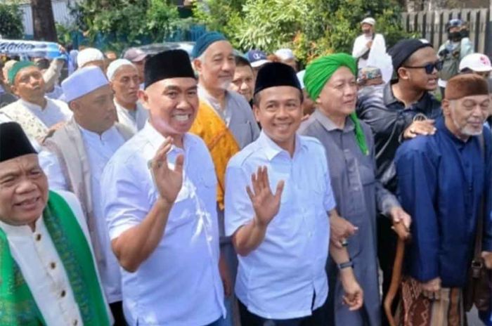 Anton-Dimyati Daftar ke KPU Kota Malang