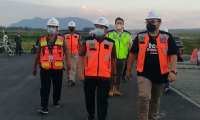 Mas Bup Dhito Tinjau Proyek Bandara Kediri