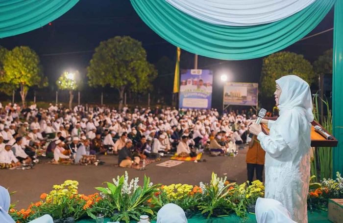 Di Majelis Sidoarjo Bermunajat, Khofifah Didoakan Ulama dan Ribuan Jamaah Kembali Pimpin Jawa Timur