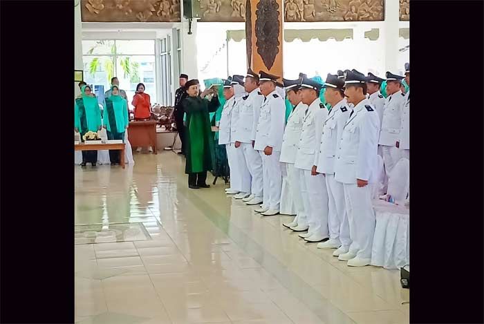 Bupati Pacitan Lantik 33 Cakades Terpilih