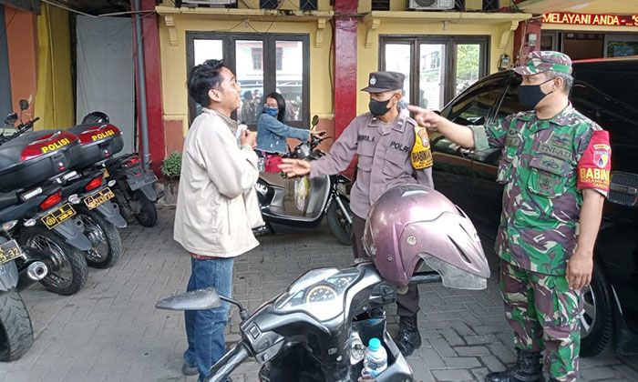 Tegakkan Protokol Kesehatan, Tiga Pilar Asemrowo Surabaya Gelar Operasi Yustisi