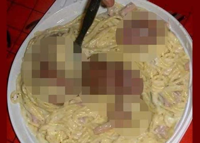 ​Titit Suami Dipotong, Dimasak Bareng Mie