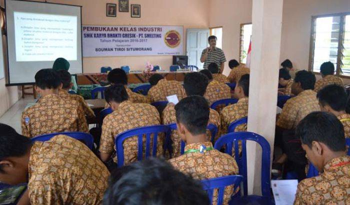 Sambut MEA, SMK Karya Bhakti Gandeng PT Smelting Kerja Sama dalam Bidang Pendidikan