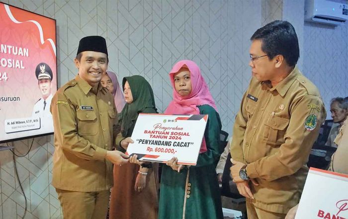 Serahkan Bansos ke Puluhan KPM, Wakil Wali Kota Pasuruan Minta Manfaatkan Sesuai Kebutuhan