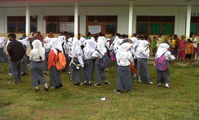 Guru Hobi Marah, Siswa SMKN Robatal Sampang Mogok Belajar