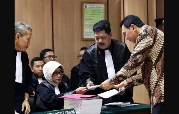 Eksepsinya Dianggap Menista Agama, Ahok Dilaporkan Lagi