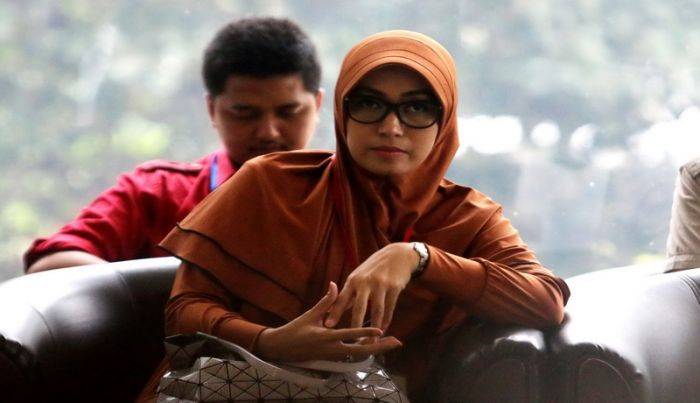 Siti Masnuri, Isteri Muda Fuad Amin Diperiksa KPK