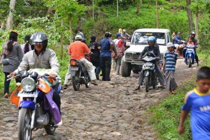 ​  Akses Jalan Wisata Ijen Rusak Parah, Wisatawan Mengeluh