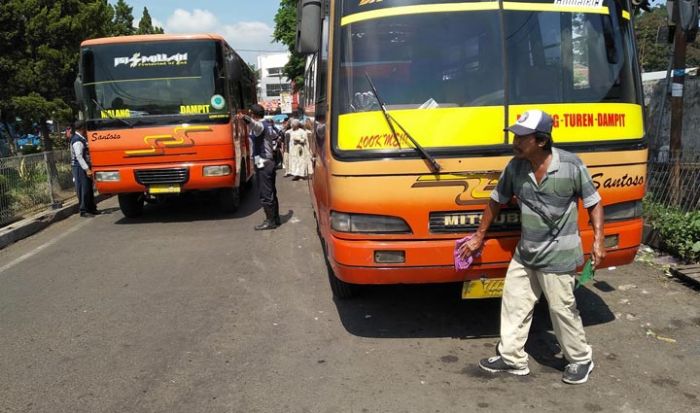 Dishub Kewalahan Tertibkan Sopir Angkutan Umum yang Ngetem Sembarangan