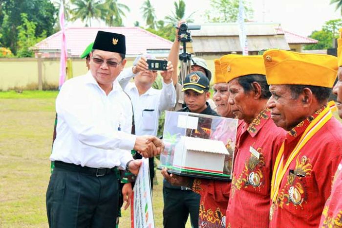 Semen Indonesia Bedah Rumah Veteran di Papua