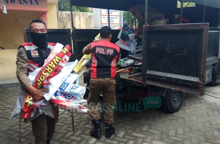 Pelanggaran Kampanye Makin Masif, Bawaslu Kota Mojokerto Sita 59 APK Caleg