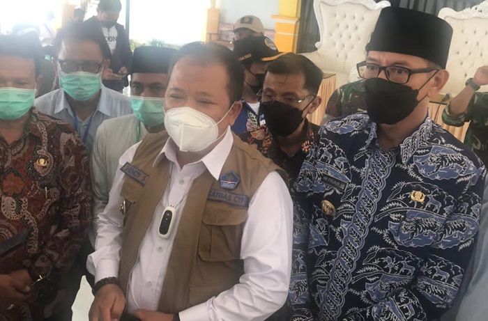 Tinjau Pilkades Serentak, Bupati Hendy Imbau Pemenang Tak Konvoi, Cukup Tasyakuran dengan Anak Panti