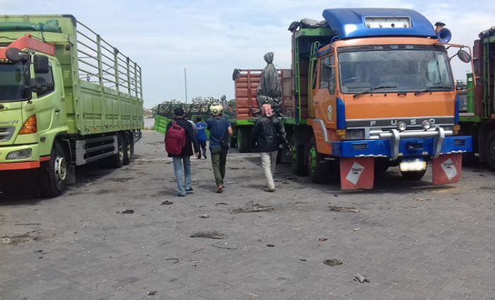 ​Sopir Truk Resah, Terminal Kargo Mayangan Mulai Tidak Aman