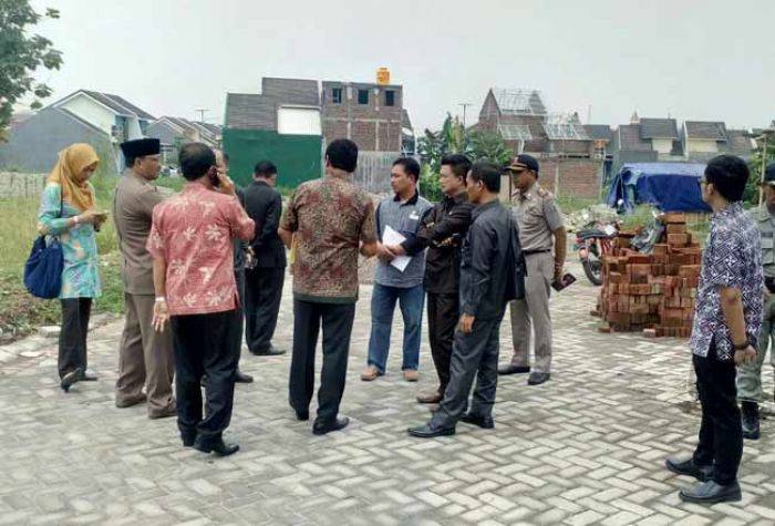 Sidak, DPRD Gresik Minta Perumahan Royal City Menganti Ditutup