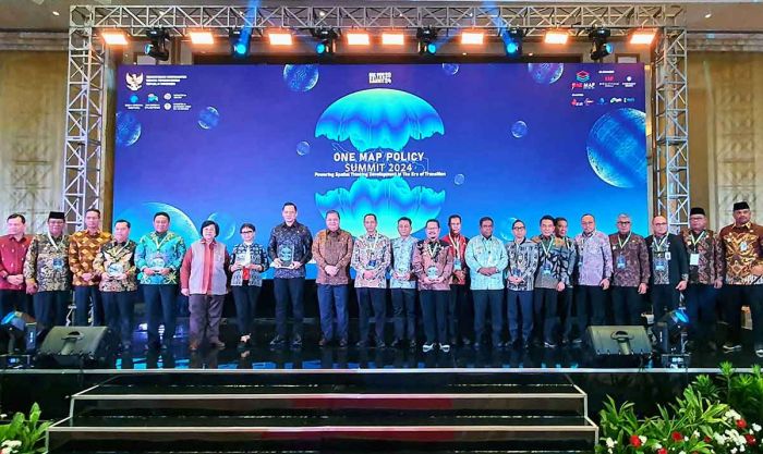 Beri Kepastian Investasi, Jawa Timur Raih Penghargaan One Map Policy Better Governance 2024