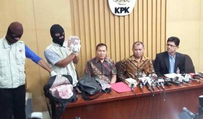 Sanusi Diduga Terima Suap Rp 1,1 Miliar Terkait Raperda Reklamasi Pesisir Pantai