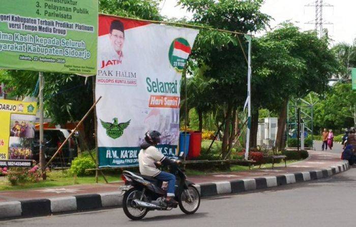 Peringatan Hari Santri Usai, Baliho Anggota DPRD Jatim Ka