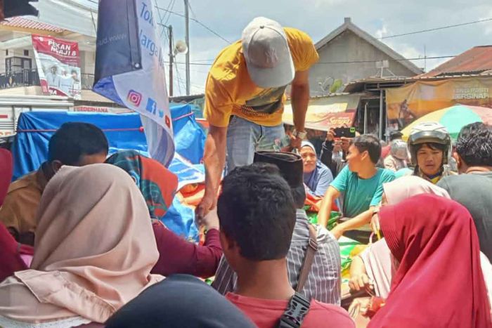 Pemkab Pamekasan Jual Beras Murah, Tak Sampai 30 Menit Terjual Habis