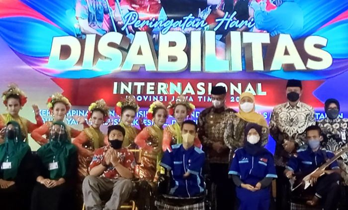 Peringati HDI di Madiun, Khofifah Minta Bank Jatim Bantu Pendanaan untuk Disabilitas Kreatif