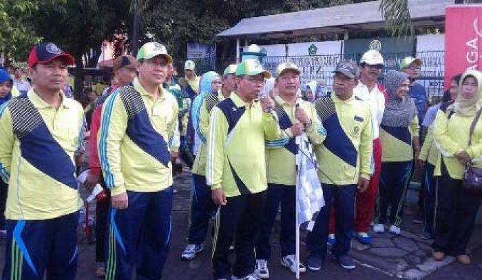 Kemenag Gelar Jalan Sehat, Peringati Hari Amal Bakti