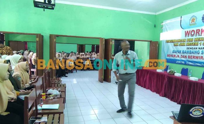 Bedah Kompetensi Siswa, SMKN 1 Sooko Mojokerto Undang Bambang Sukaton