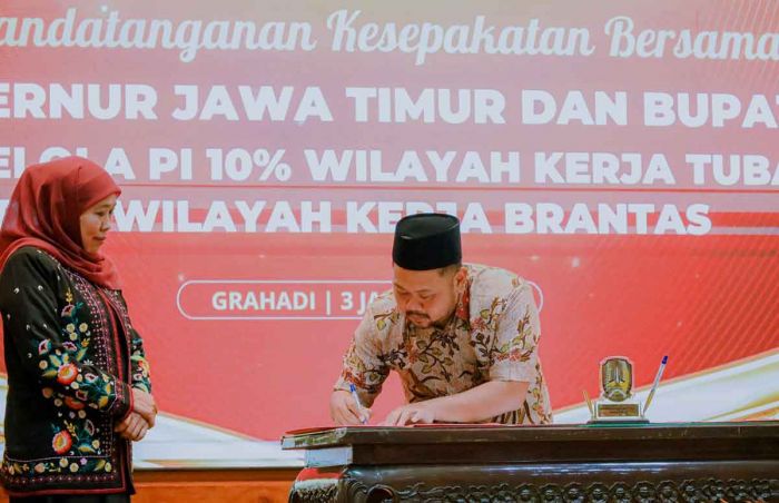 Bupati Gresik Teken ​Kesepakatan Bersama Pengelolaan PI 10 Persen Migas