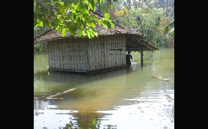 Kunjungi Sumur yang Meluap di Desa Tlaga, ini Kata Bupati Pamekasan