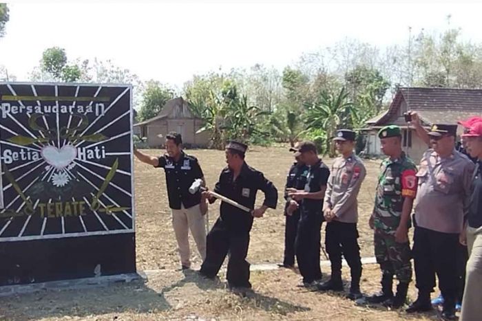 Kapolres Ngawi Apresiasi Pembongkaran 28 Tugu Silat