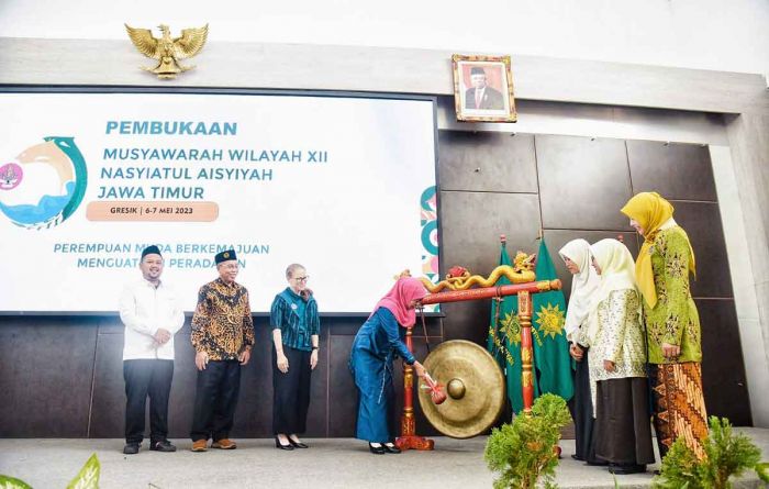 Gubernur Khofifah Ajak Nasyiatul Aisyiyah Jatim Wujudkan Pembangunan yang Berkemajuan