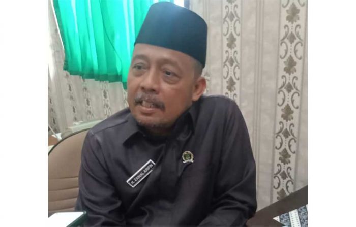 Hari Pertama Masuk Kerja, Ketua DPRD Sumenep Kumpulkan Sekwan, Kabag, dan Staf