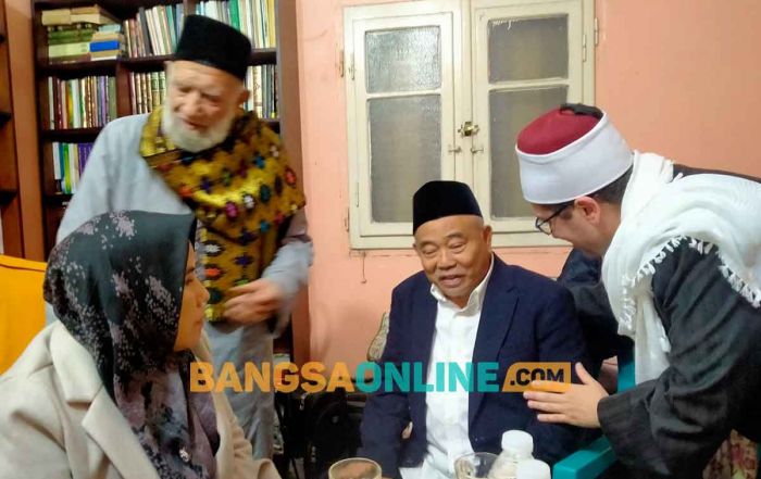 Makan Sisa Makanan Tamu, Akhlak Syaikh Sahawi, Imam Madzhab Syafi