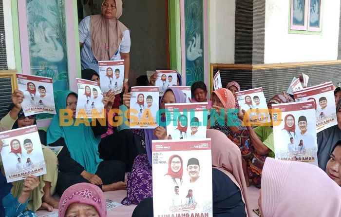 Relawan Bolone Bunda Gaspol Sosialisasikan Program Indah-Yudha ke Pemilih Mengambang