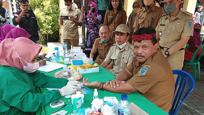 Plt Bupati Nganjuk Hadiri Peringatan Hari Hipertensi Sedunia di Desa Kweden