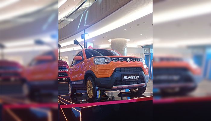 Suzuki Launching S-Presso dan Baleno