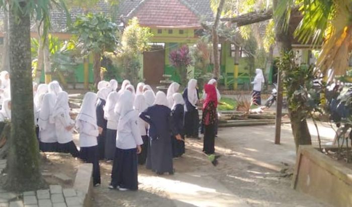 Gempa di Bali Terasa Sampai Jember, Siswa dan Warga Berhamburan Keluar