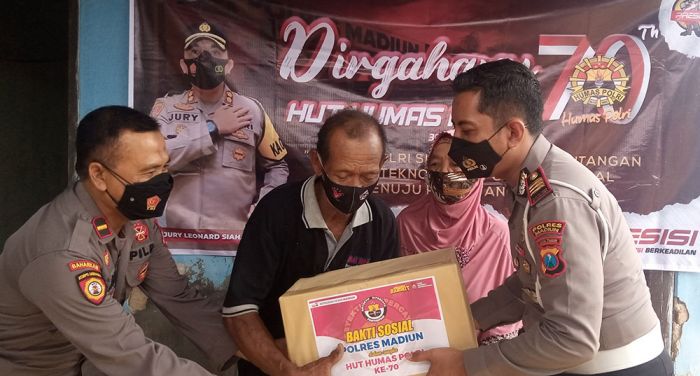 Peringati HUT Humas Polri ke-70, Polres Madiun Berikan Bantuan pada 4 Sasaran