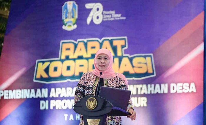 Di Rakor Pembinaan Aparatur Pemerintahan Desa, Gubernur Khofifah Launching Sibermata Desa 2.0