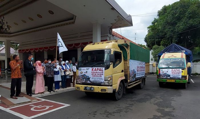 Puluhan Ton Sembako Bantuan Warga Sidoarjo Dikirim ke Korban Banjir Kalsel