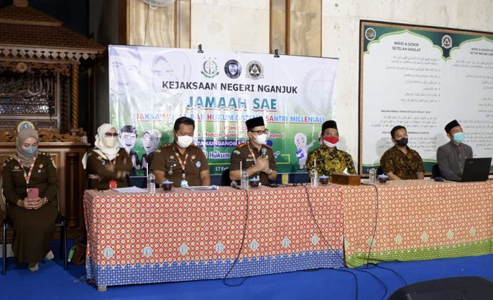 Beri Penyuluhan Hukum Kepada Santri, Kejari Nganjuk Gelar Jaksa Masuk Pesantren