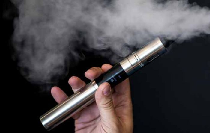 Vapor Meledak, Tujuh Gigi Rompal 