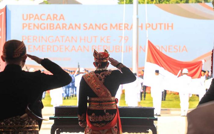 Kenakan Baju Adat Osing, Pj. Gubernur Adhy Serukan Optimisme Jatim Gerbang Nusantara Baru