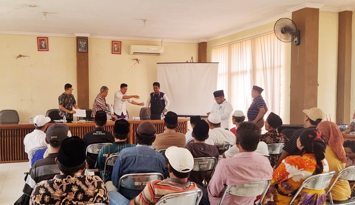 Kadisdag Bangkalan Diultimatum Pedagang Pasar Tanah Merah Tuntaskan Persoalan dalam Sepekan