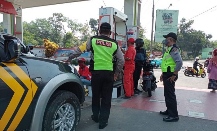 Antisipasi Gejolak Pasca Kenaikan Pertamax, Kapolsek Kandangan Cek SPBU