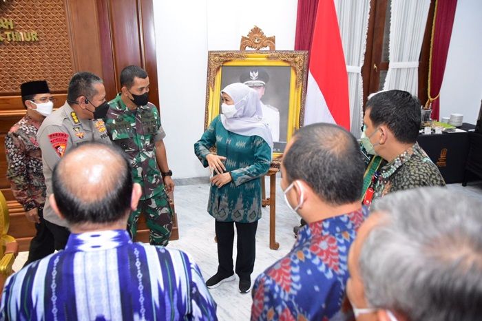 Gubernur Khofifah: Jemaah Haji yang Pulang ke Jatim Jalani Screening Covid-19 Tanpa Terkecuali