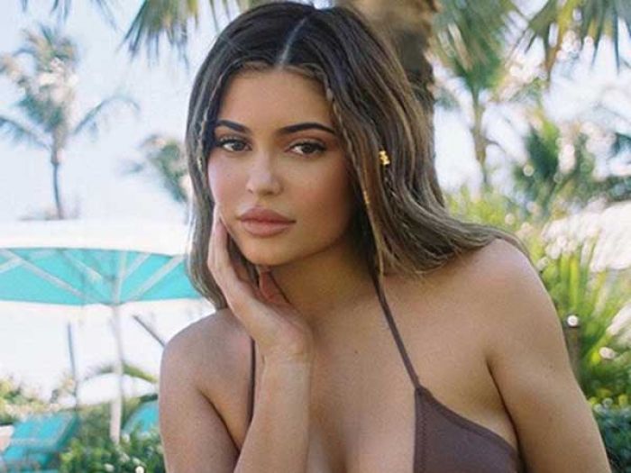 ​Kylie Jenner, Dinobatkan Selebriti dengan Penghasilan Tertinggi Versi Forbes