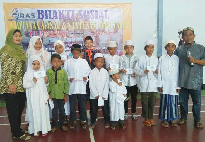 ​LSM Giras Pasuruan Gelar Khitanan Tahun Keenam